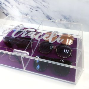 Caja de acrilico para lentes. De venta en acry+